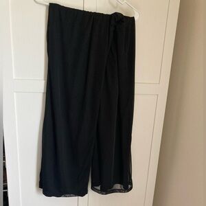 Women’s sheer float dress pant